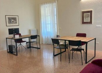 Office Via Camillo Benso di Cavour, 8, Alba - photo 1