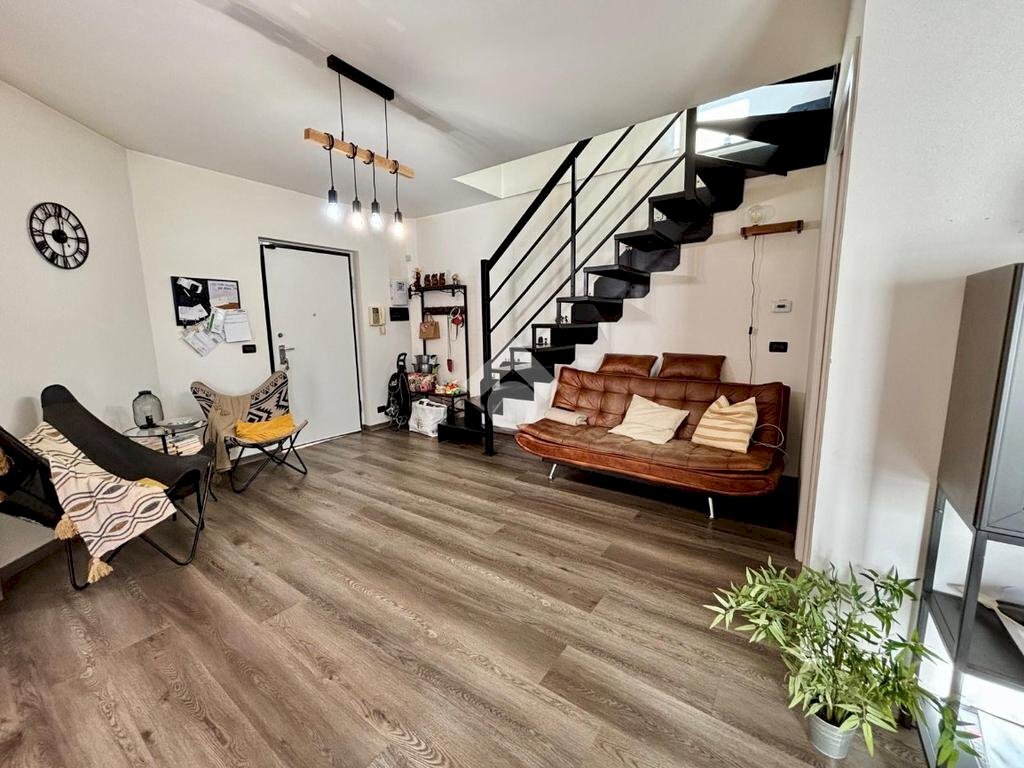 Four-room apartment Via San Giovanni, Borgaro Torinese - photo 2