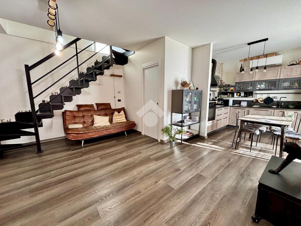 Four-room apartment Via San Giovanni, Borgaro Torinese - photo 3