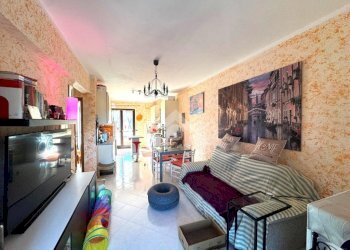 Villa Trifamiliare Via San Bernardo, Genova (zona Bolzaneto) - foto 16