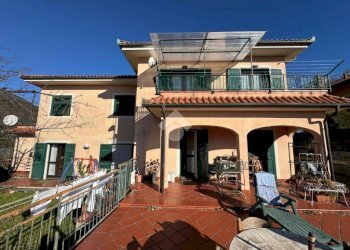 Villa Trifamiliare Via San Bernardo, Genova (zona Bolzaneto) - foto 36