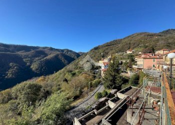 Villa Trifamiliare Via San Bernardo, Genova (zona Bolzaneto) - foto 37