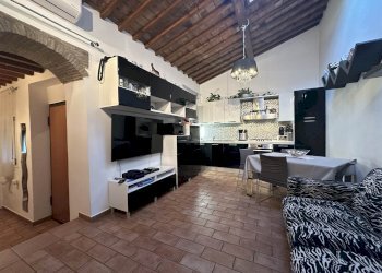 Four-room apartment Livorno - photo 1