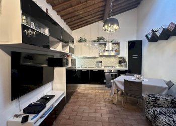 Four-room apartment Livorno - photo 3