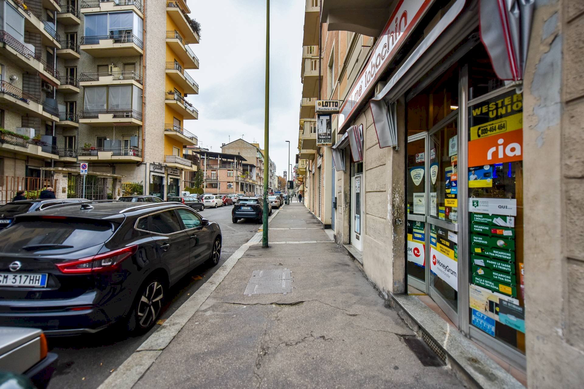 Tabaccheria Torino, Via Giacomo Medici, Torino (zona Parella) - foto 2