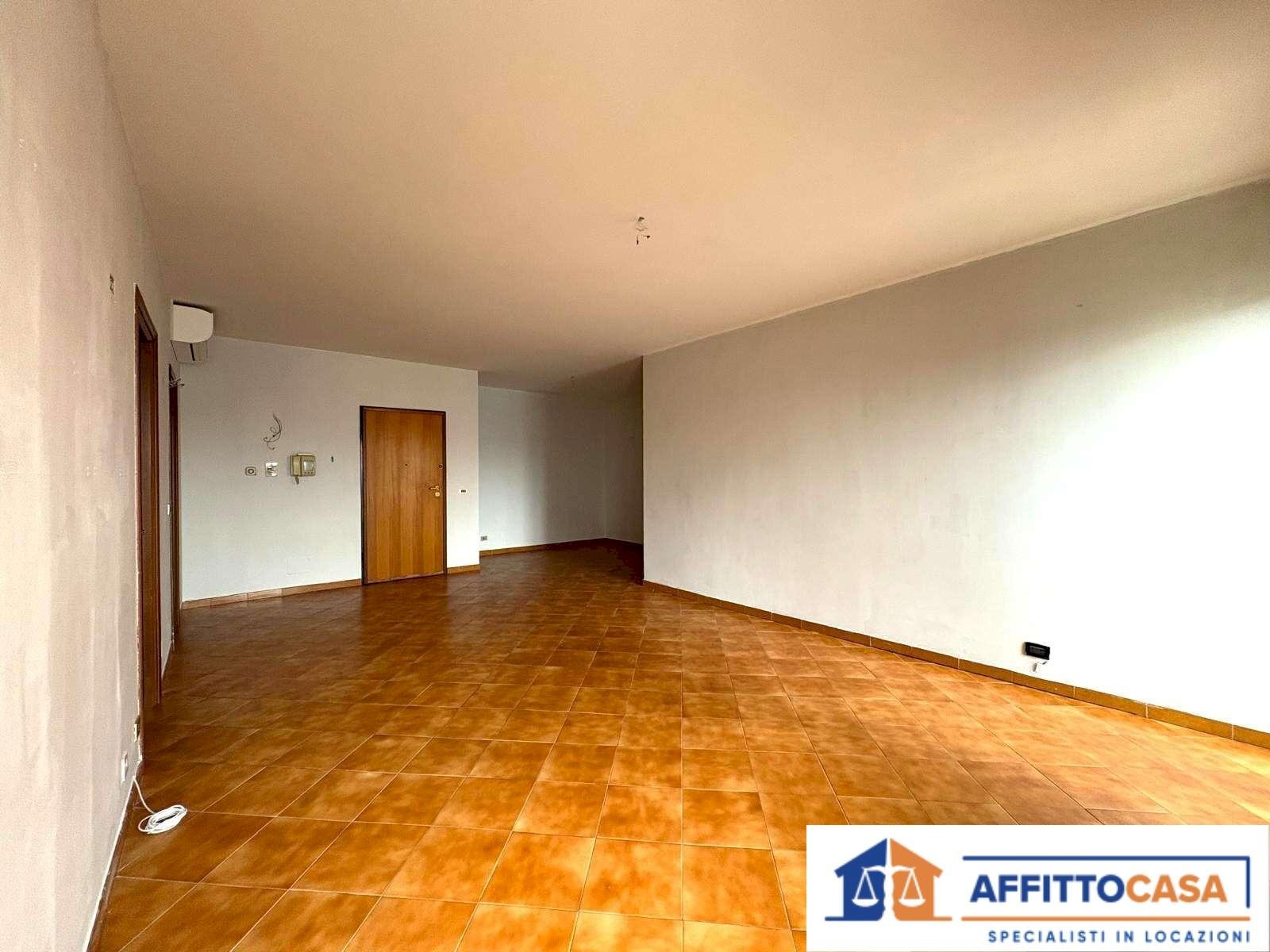 Locale Commerciale Carmagnola - foto 1