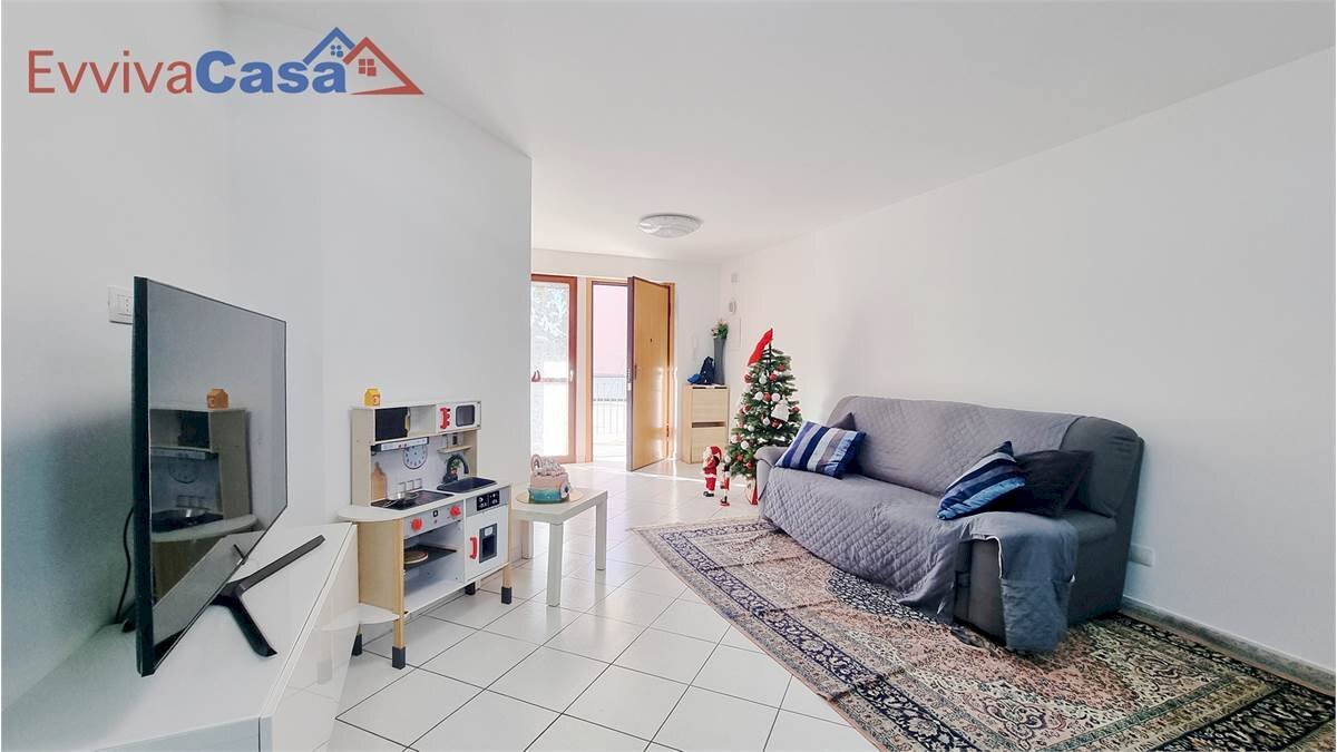 Three-room apartment Via Aldo Moro 40, Osimo - photo 1