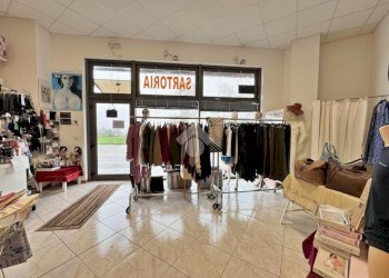 Shop via apsella, Montelabbate - photo 5