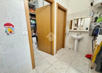 Shop via apsella, Montelabbate - photo 11