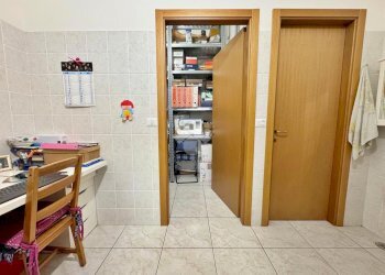 Shop via apsella, Montelabbate - photo 12