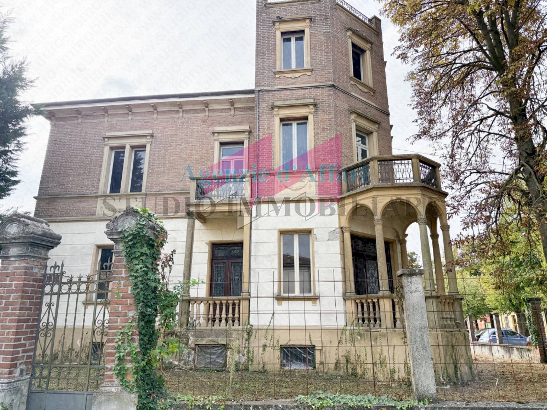 Foto 3 - Villa viale fattori
 
2, Castelmassa - photo 3