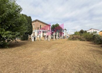 Foto 9 - Villa viale fattori
 
2, Castelmassa - foto 9