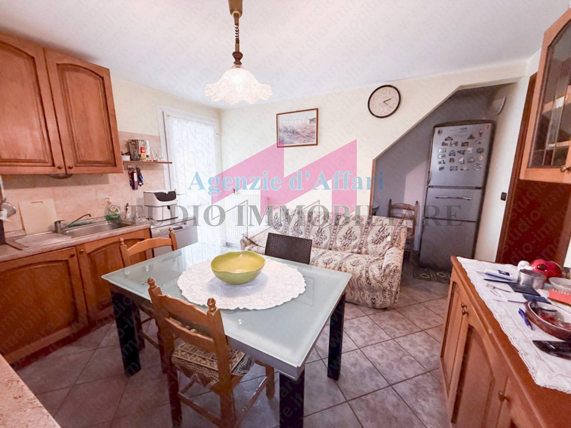 Foto 3 - Apartment via Massa
 
980, Ceneselli - photo 3