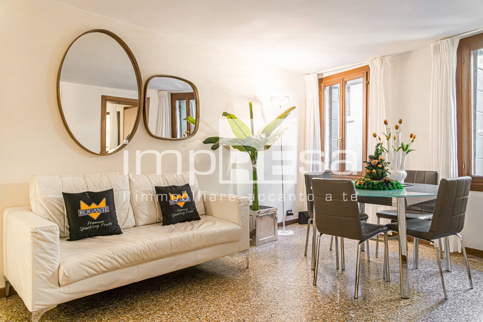 SOGGIONO PRANZO - Four-room apartment SESTIERE SAN MARCO
 
213, Venezia - photo 1