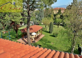 Foto 3 - Quadrilocale piazza martiri della libertà, Rogeno - foto 3