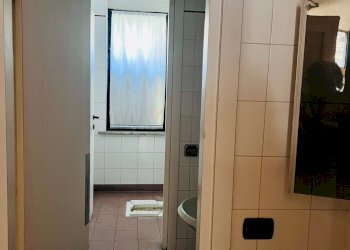 Foto 5 - Shop VIA LEONI, Erba - photo 5