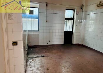 Foto 7 - Shop VIA LEONI, Erba - photo 7