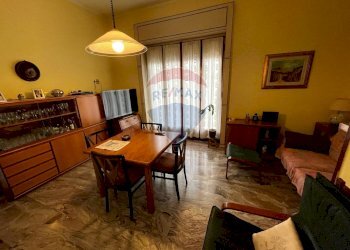 Sala da pranzo - Villa VIA DON MINZONI
 
7, Agrate Brianza - foto 16