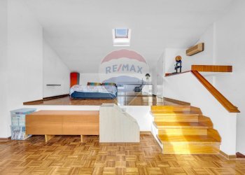 Scale - Villa a Schiera via Ancona
 
32, Rho - foto 16