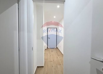 Hall / corridoio - Bilocale Via Privata Paruta
 
28, Milano - foto 13