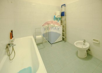 Bagno - Appartamento Viale Unita' D'italia
 
63, Bari - foto 9