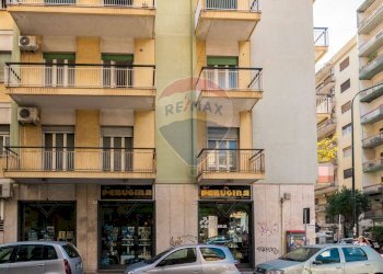 Edificio all\'aperto - Appartamento Viale Vittorio Veneto
 
122, Catania - foto 2