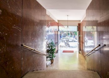 Ricezione / Lobby - Appartamento Viale Vittorio Veneto
 
122, Catania - foto 4