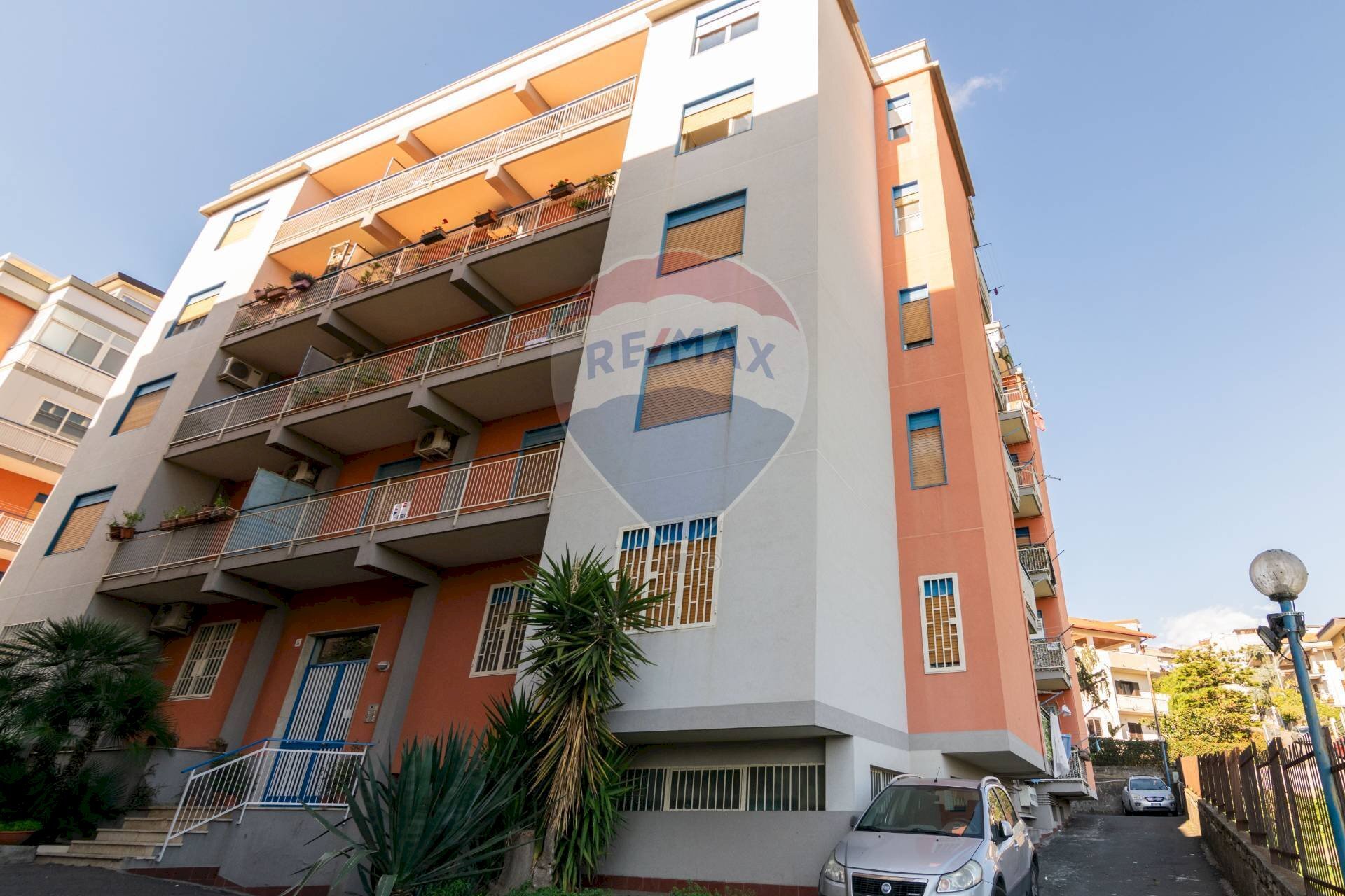 Edificio all\'aperto - Residence Via Fasano
 
20, Gravina di Catania - photo 2