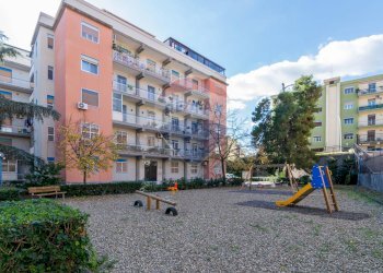 Edificio all\'aperto - Residence Via Fasano
20, Gravina di Catania - foto 27