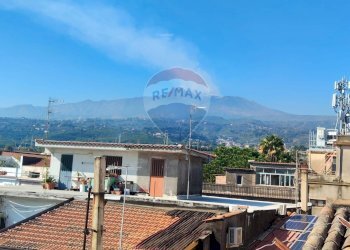 Vista delle montagne - Casa indipendente Via Francesco Crispi
 
83, Mascali - foto 8