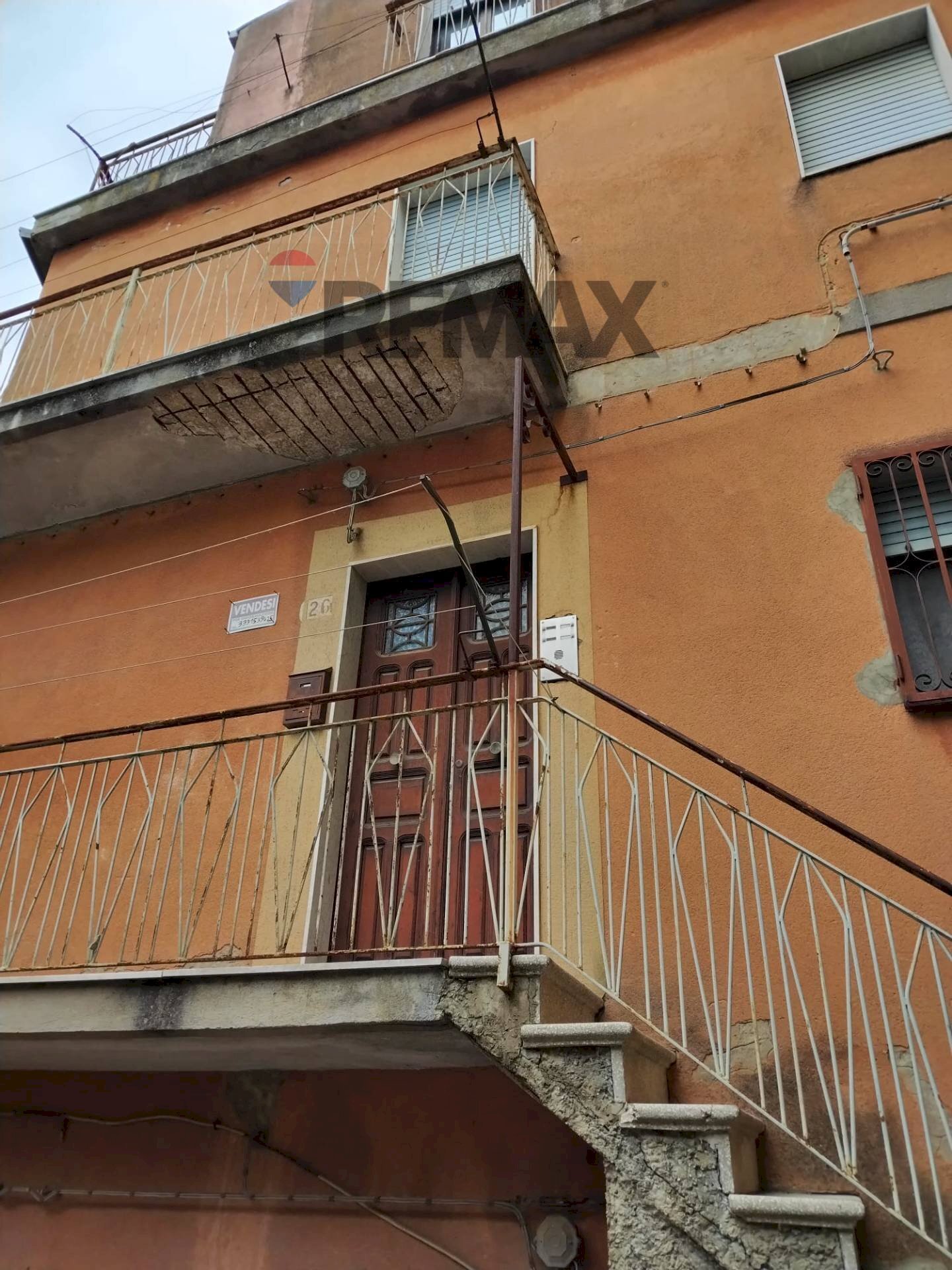 Edificio all\'aperto - Independent house Via Carbone
 
24, Piazza Armerina - photo 3