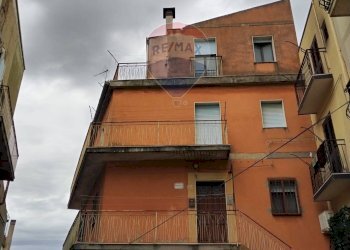 Edificio all\'aperto - Independent house Via Carbone
 
24, Piazza Armerina - photo 7