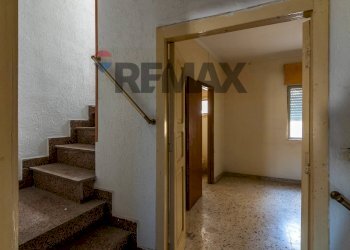 Scale - Casa indipendente Via Carbone
 
24, Piazza Armerina - foto 29