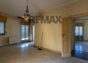 Stanza vuota - Casa indipendente Via Carbone
 
24, Piazza Armerina - foto 32