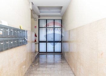 Ricezione / Lobby - Quadrilocale Via Etnea
 
660, Catania - foto 4