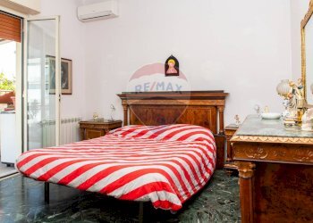 Camera / camera da letto - Quadrilocale Via Etnea
 
660, Catania - foto 16