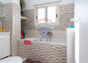 Bagno - Quadrilocale Via Etnea
 
660, Catania - foto 23