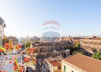 Edificio all\'aperto - Quadrilocale Via Etnea
 
660, Catania - foto 36