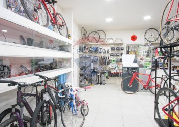 Dispensa di stoccaggio - Locale Commerciale Piazza Bonadies
 
2/3/4/5/6/7, Catania - foto 7