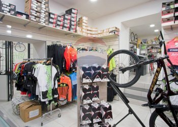 Palestra - Locale Commerciale Piazza Bonadies
 
2/3/4/5/6/7, Catania - foto 13