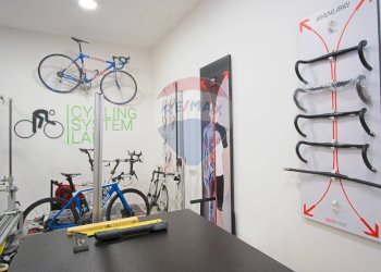 Palestra - Locale Commerciale Piazza Bonadies
 
2/3/4/5/6/7, Catania - foto 16