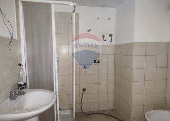 Bagno - Monolocale Via Santissima Trinita'
 
60, Catania - foto 10