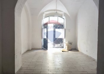 Stanza vuota - Monolocale Via Santissima Trinita'
 
60, Catania - foto 11