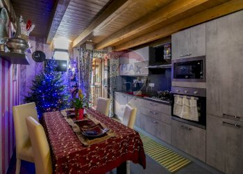 Sala da pranzo - Trilocale Via Ignazio Castone
 
43, Catania - foto 5