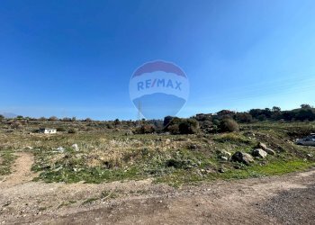 Vista delle montagne - Terreno agricolo Contrada Scala Vecchia
 
snc, Paterno - foto 1