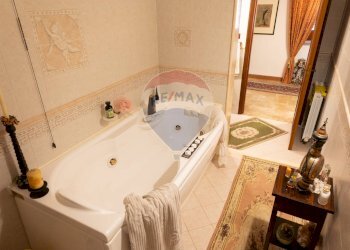 Bagno - Villa contrada santa venera
 
18, Marsala - foto 42