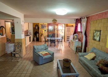 Sala da pranzo - Villa contrada santa venera
 
18, Marsala - foto 52