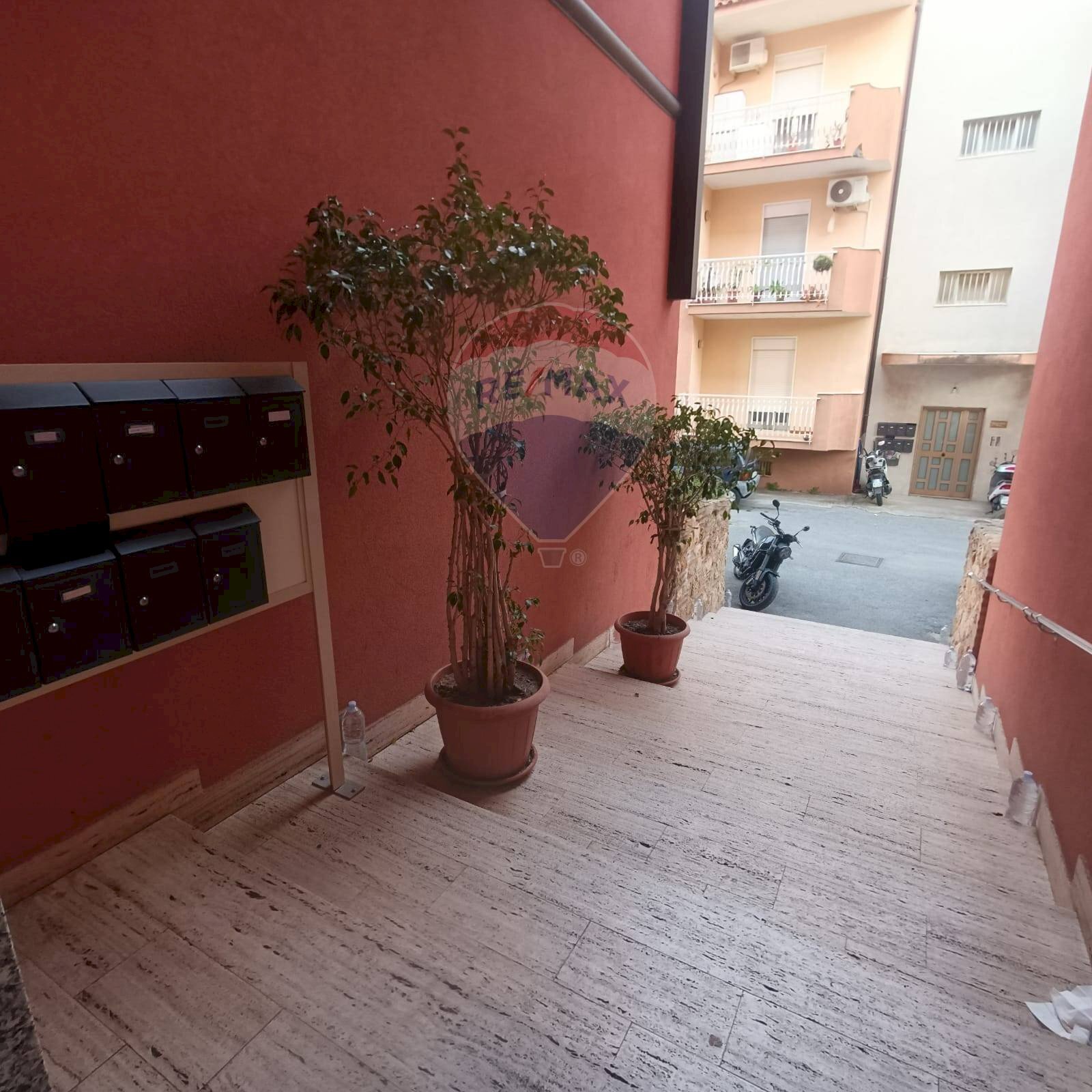 Terrazza - Three-room apartment Via Consolare Valeria
34, Sant'Alessio Siculo - photo 3