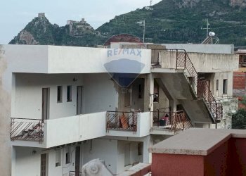 Edificio all\'aperto - Trilocale Via Consolare Valeria
 
34, Sant'Alessio Siculo - foto 14
