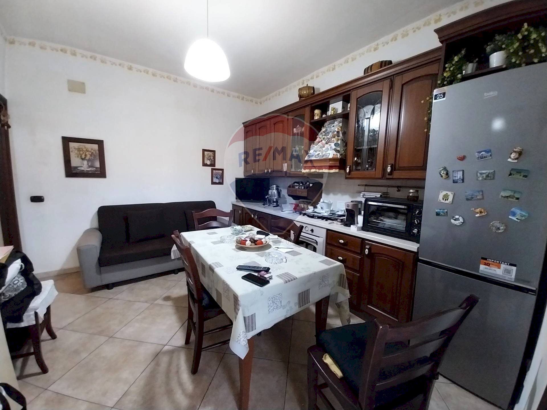 Sala da pranzo - Appartamento Villaggio Sant'agata Zona A
 
17, Catania - foto 2